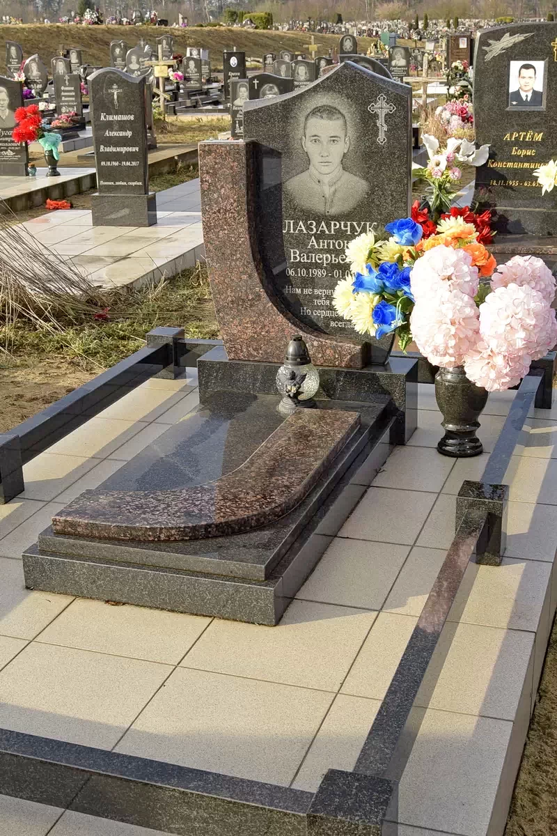 Одиночный памятник 1104