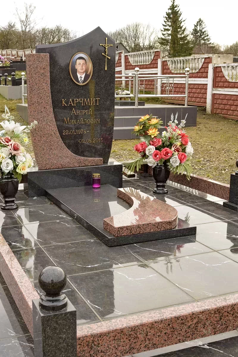 Одиночный памятник 1117