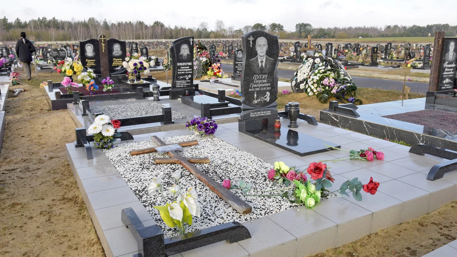 Двойной памятник 22080