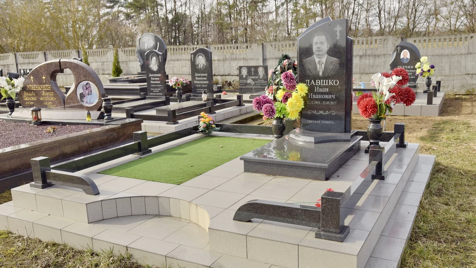 Двойной памятник 22100