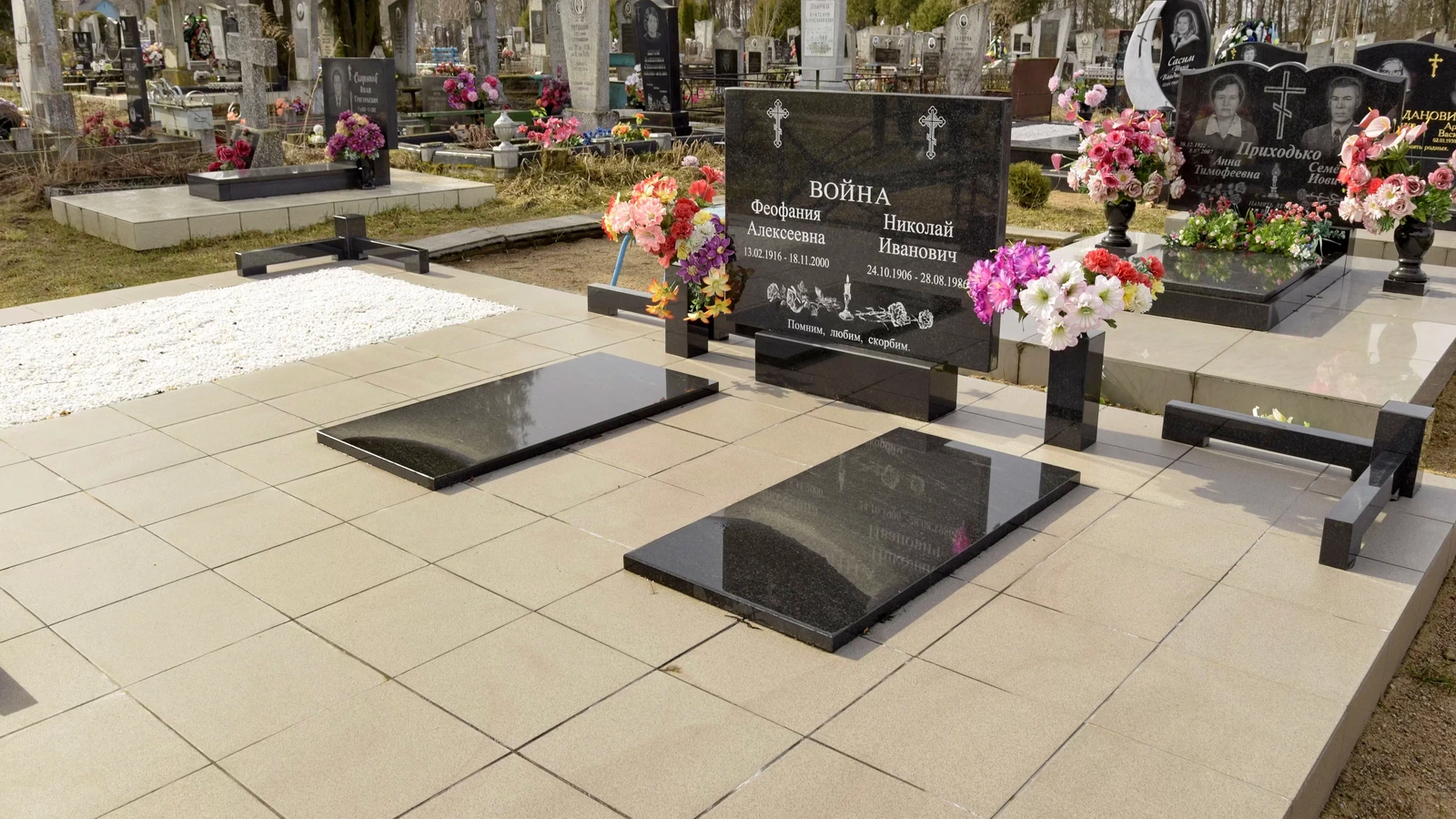 Двойной памятник 23113