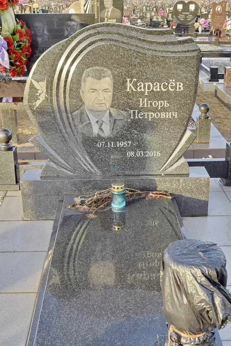 Форма одиночного памятника 8246