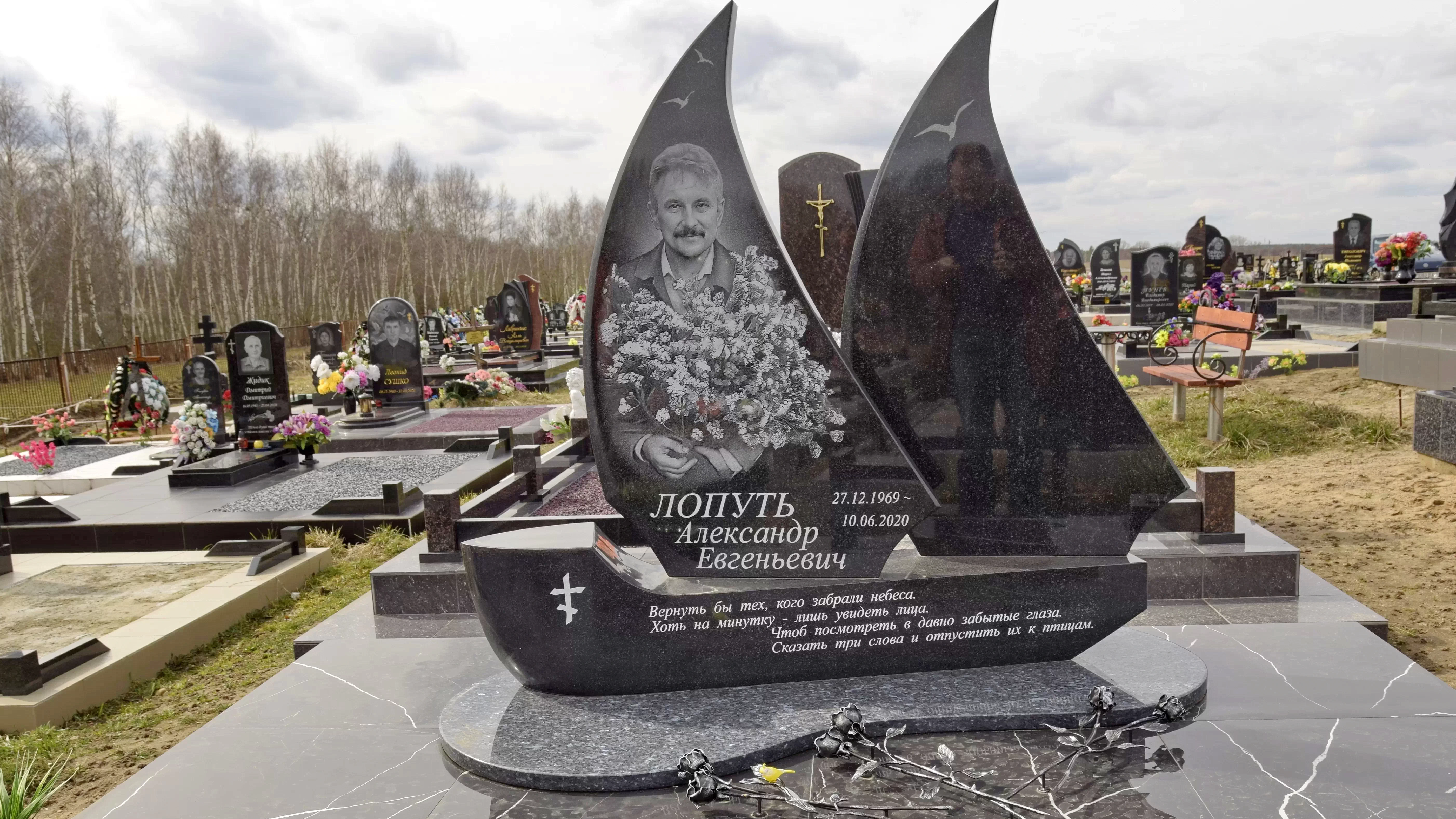 Цены на памятники 19 в Барановичах