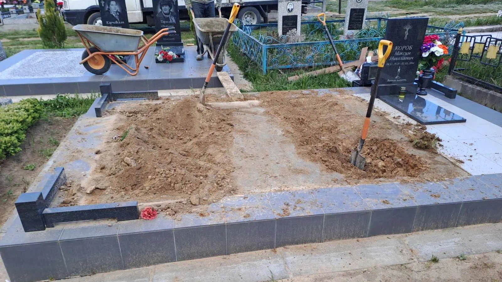 Установка памятников в Барановичах